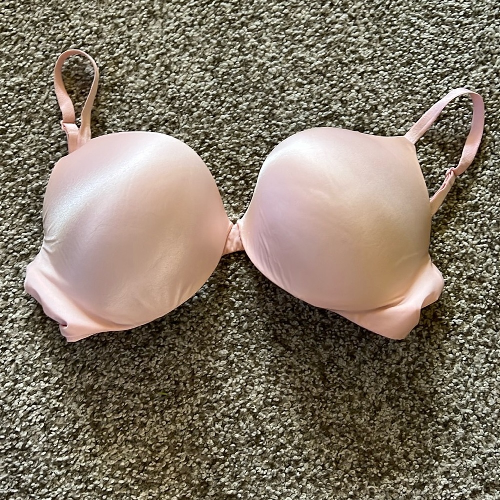 Victoria’s Secret Bra, Size 34DD